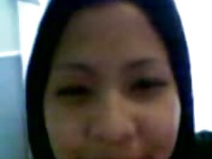 このような狭い穴に最初のものを浸透させる ...